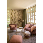 Canapé en velours rose saumon poussiéreux avec tufting en canal, parfait pour la décoration élégante