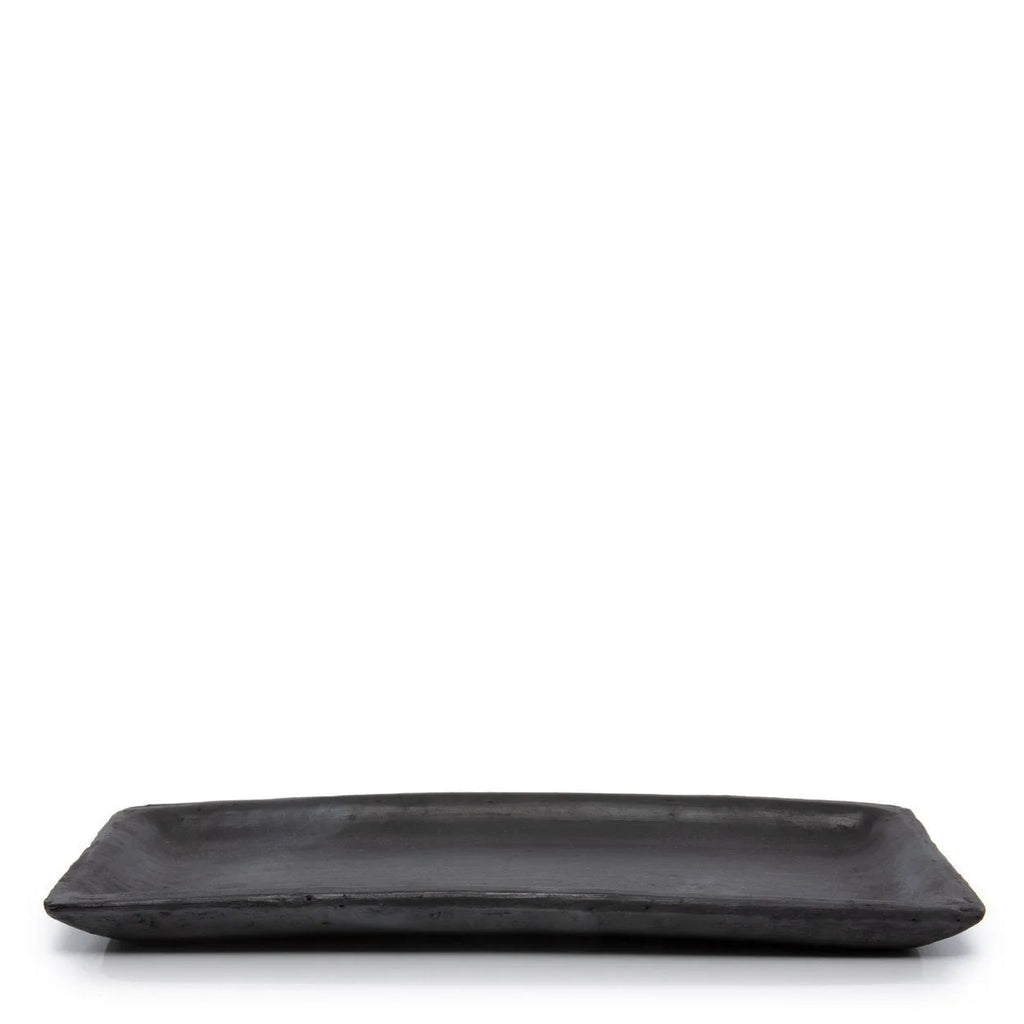 Plateau à sushi rectangulaire en terre cuite noire aspect mat, service élégant