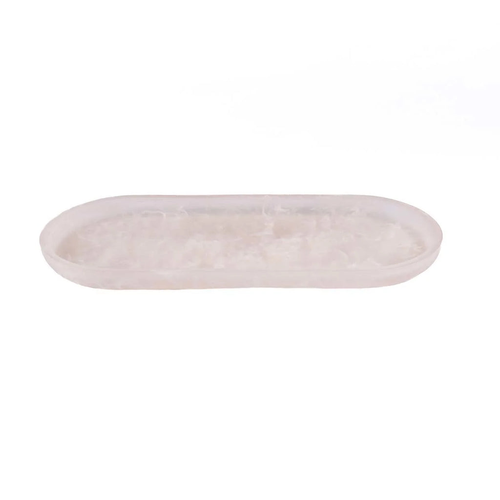 Plateau ovale en résine marbrée rose translucide avec surface texturée décorative