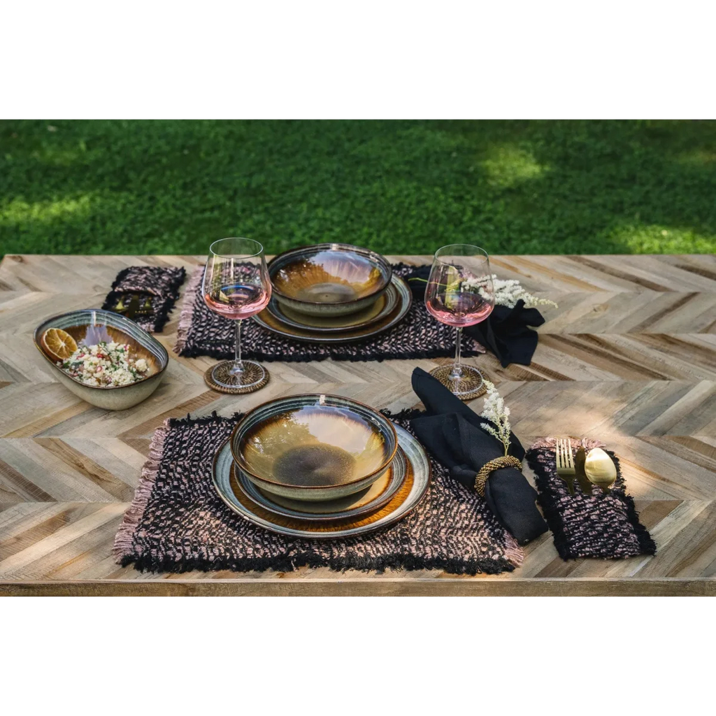 Pochettes à couverts en coton noir cuivre pour table extérieure avec nourriture élégante