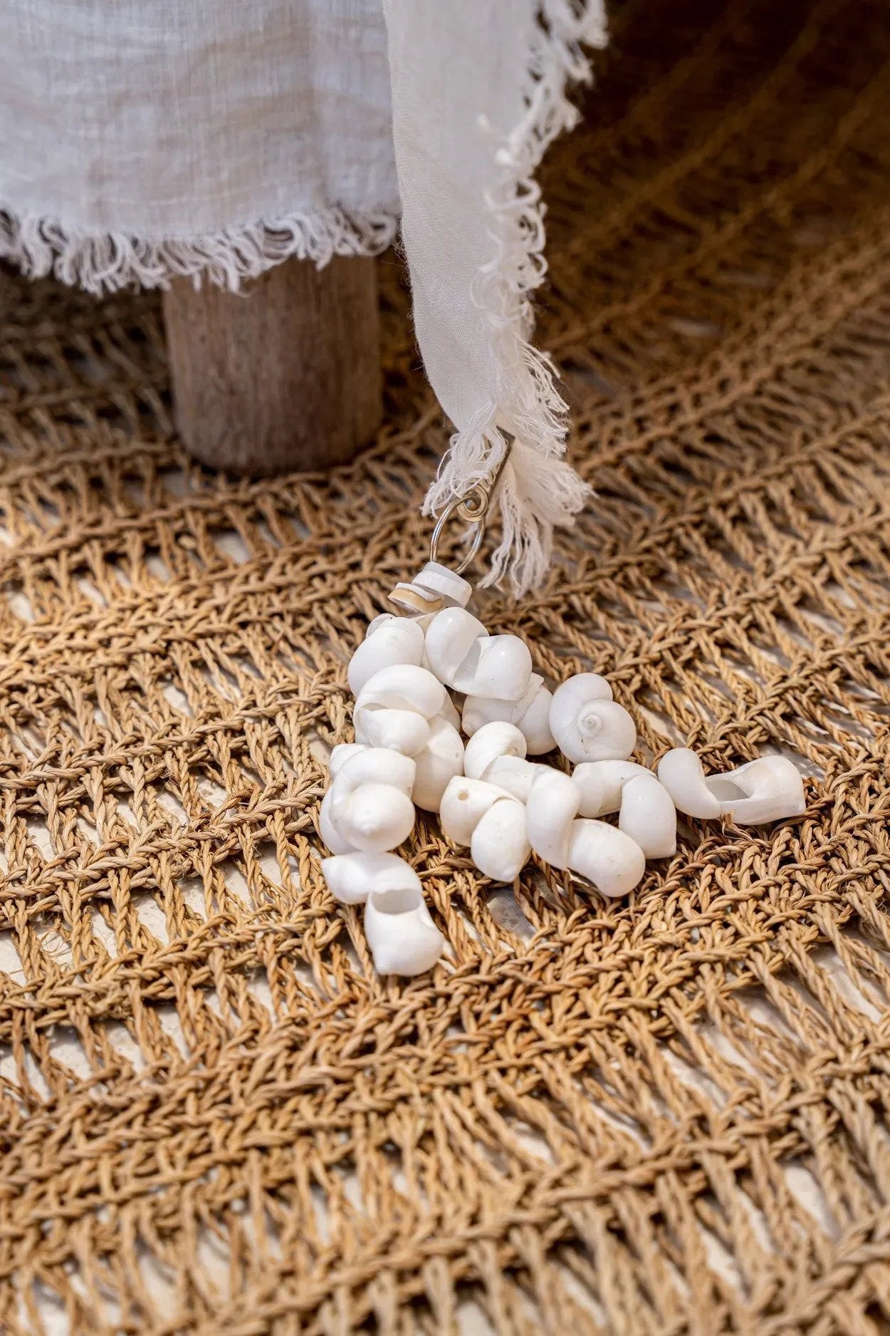 Pile de coquillages blancs pour décoration naturelle, set de 4
