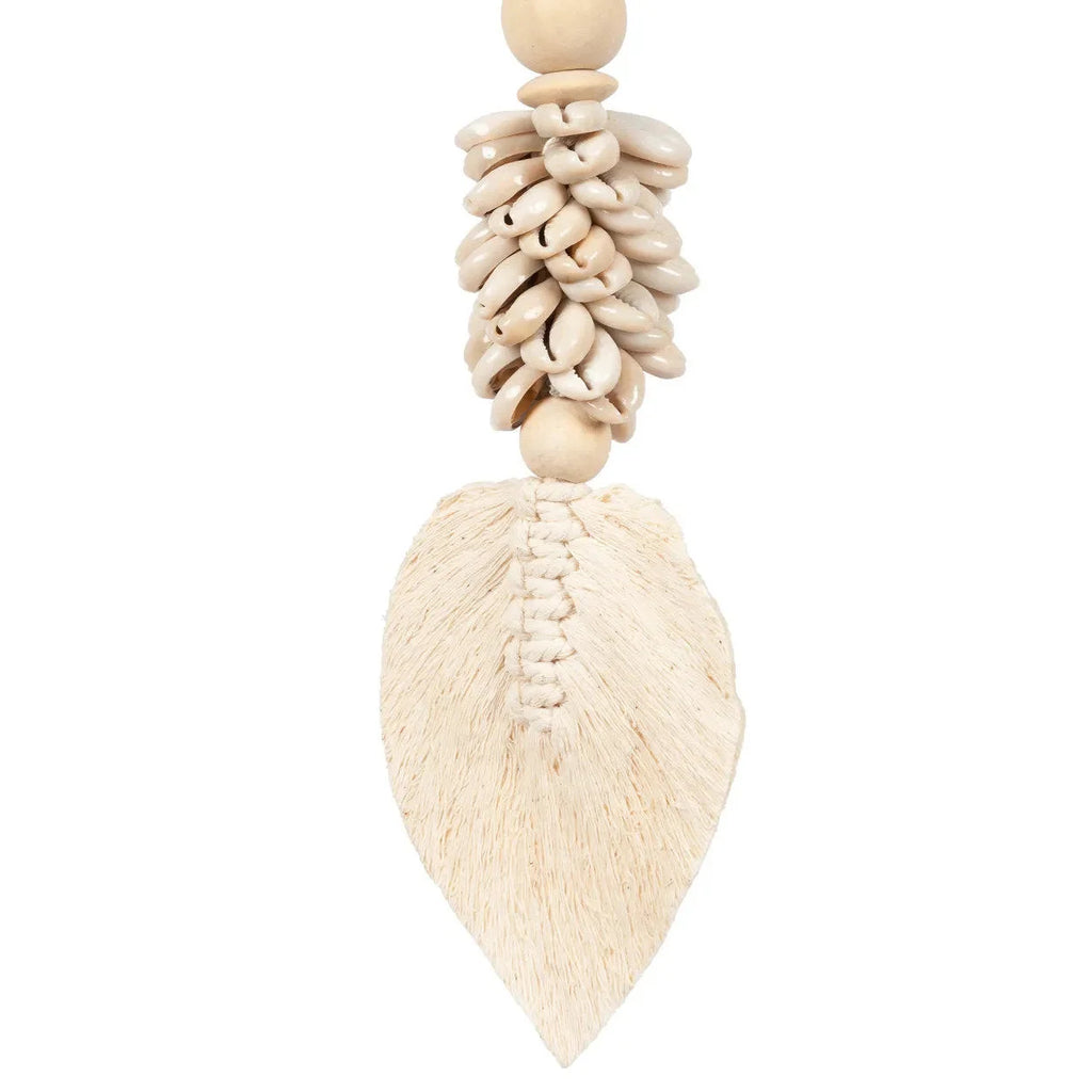 Pompon déco en fibres naturelles, coquillages cauris écru, pendentif frangé en forme de feuille