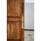 Tirette de porte en macramé avec pompon, coquillages et coton écru rose