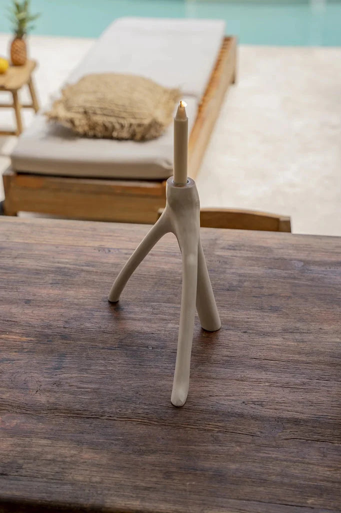 Porte-bougie à trois branches blanc en tripode pour décoration de table élégante