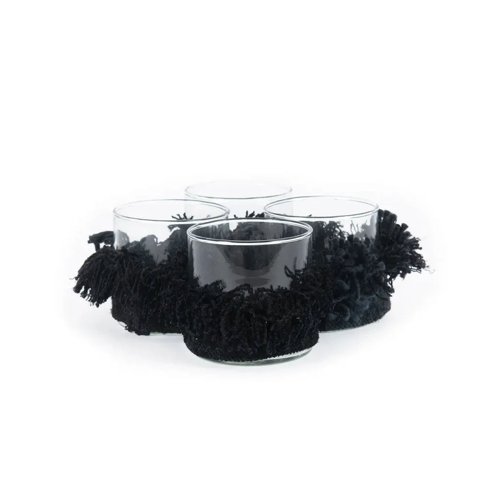 Quatre porte-bougies en verre clair avec franges noires pour le Velours noir S