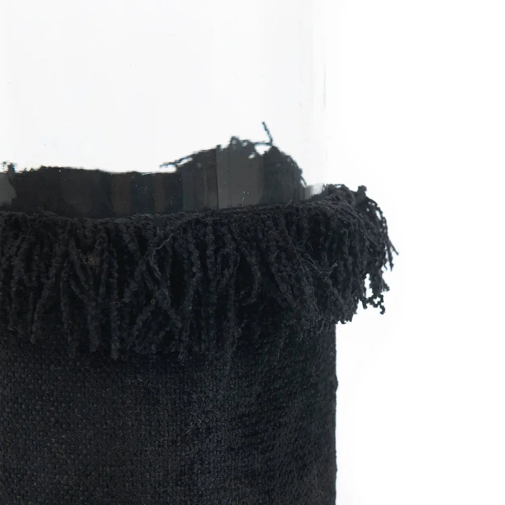 Contenant cylindrique noir à franges pour bougies Le porte-bougie Oh My Gee Velours noir XXL