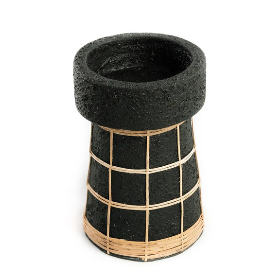 Porte-bougie en terre cuite noire et rotin 20 cm