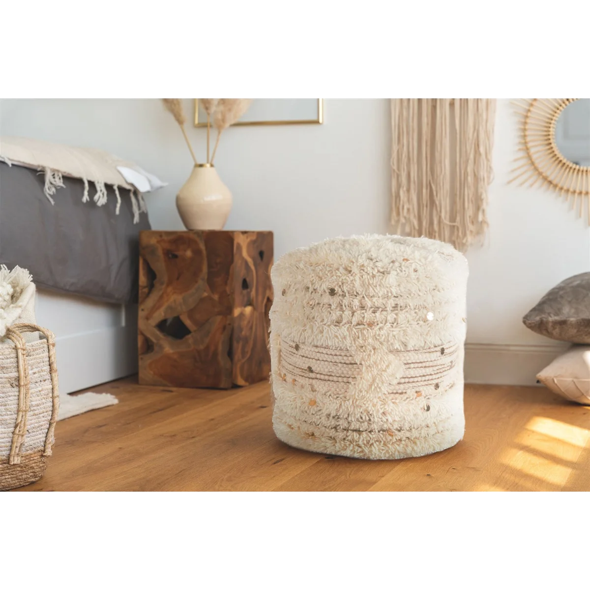 Pouf rond en laine écrue et khaki avec franges, sequins et texture shaggy Ø35 cm