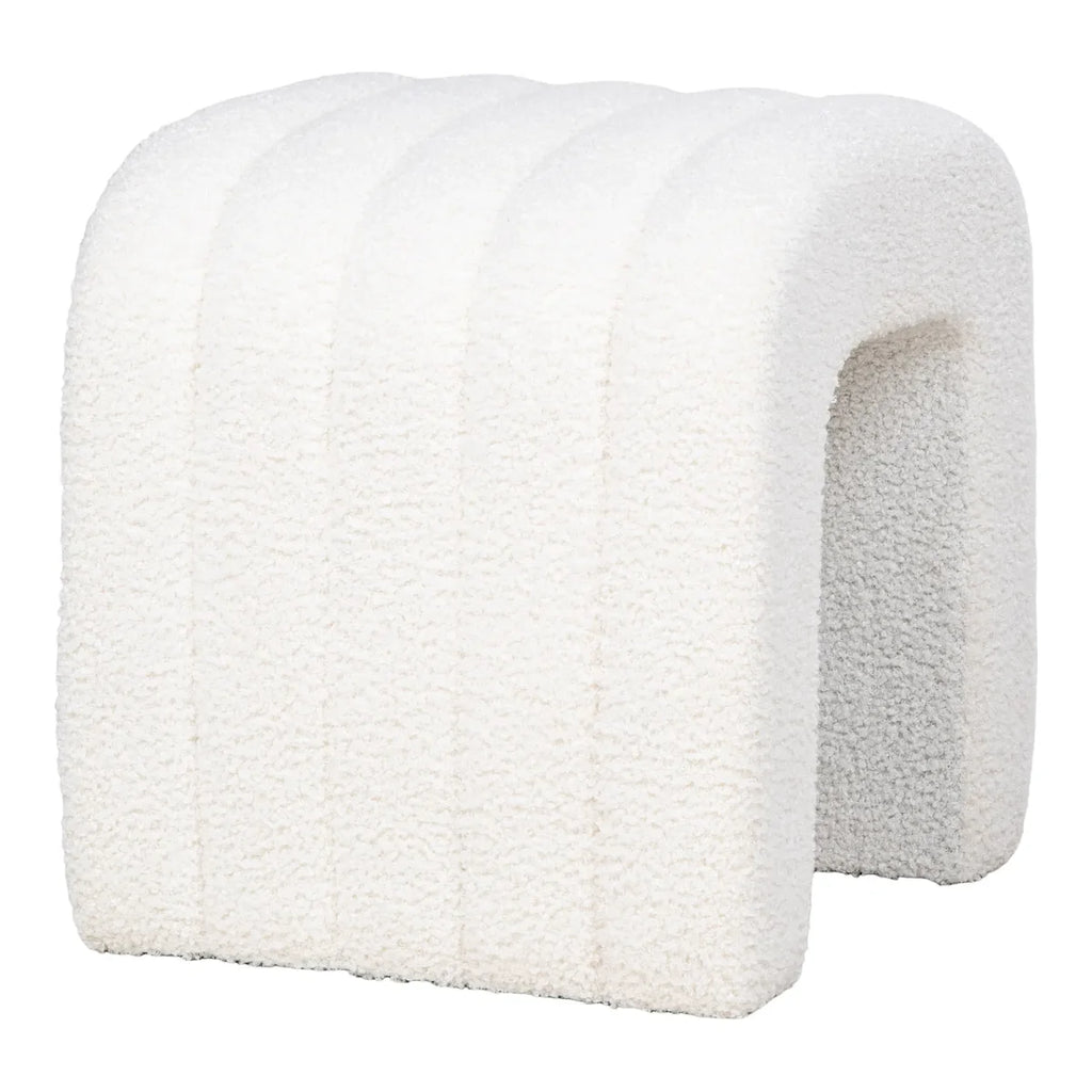 Tabouret pouf en tissu bouclé blanc crème, forme ondulée, 41x36,5 cm