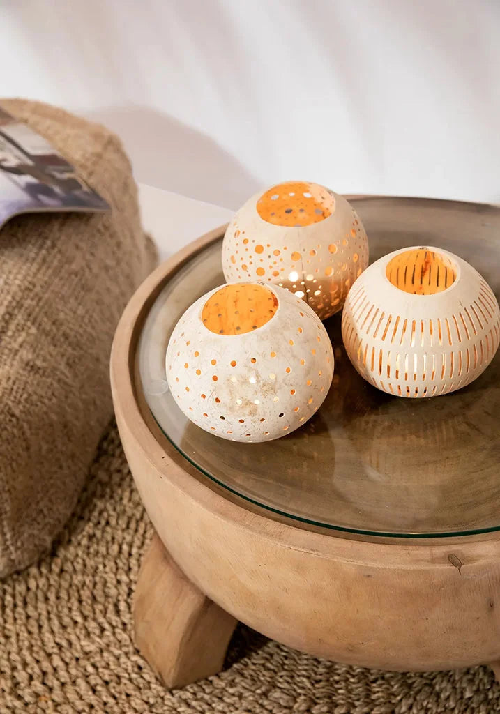 Trois porte-bougies décoratifs sphériques pour La Rayure de Noix de Coco I Naturel 40