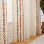 Rideau bohème beige, vue générale.