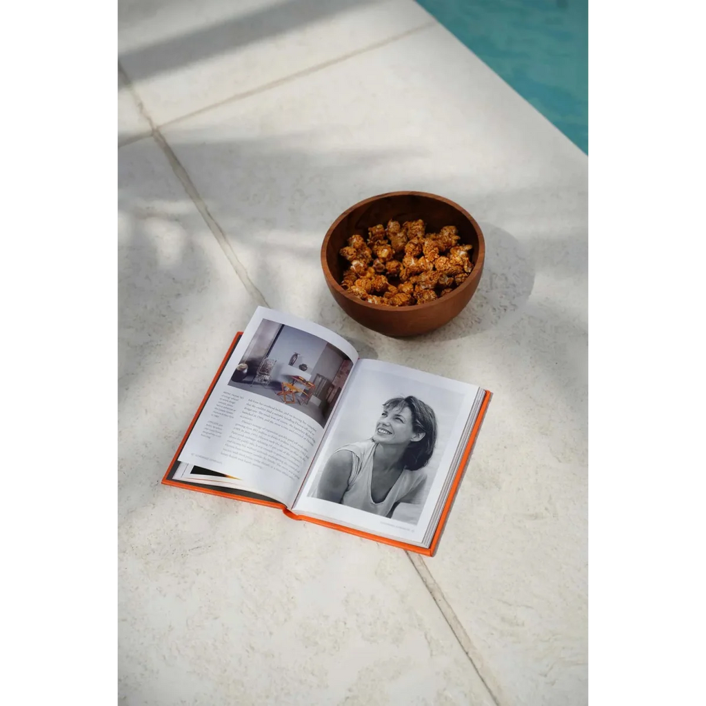 Saladier rond en bois de teck naturel avec veinures apparentes