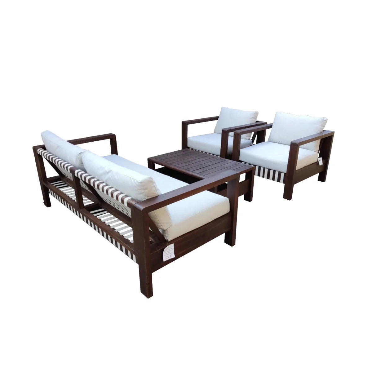 Salon de jardin en bois foncé avec coussins blancs pour 4 personnes