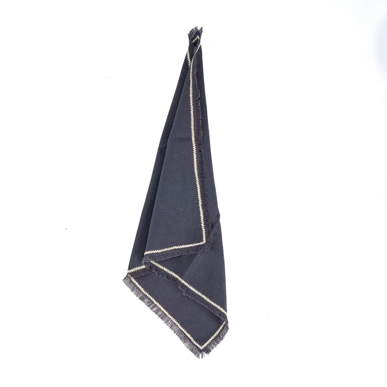 Serviette de table en lin bleu marine foncé à franges et bordure blanche cousue