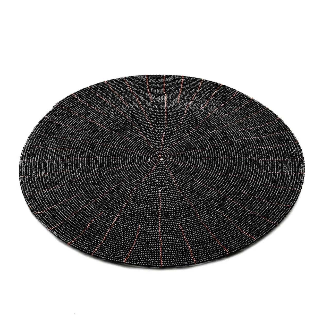 Sous-plat rond en perles noires avec couture radiale rose pour Set de table rond en perles noires motif rayonnant