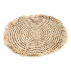 Set de table rond en raphia naturel avec franges pour une décoration chaleureuse