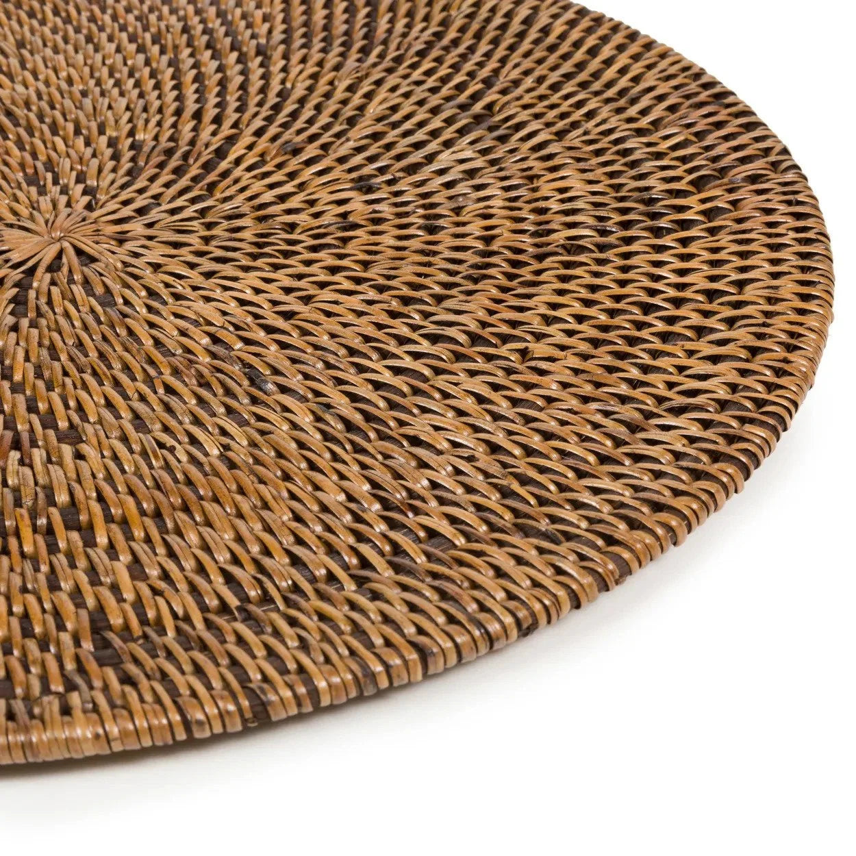 Set de table rond en rotin tressé marron naturel pour salle à manger élégante