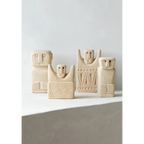 Quatre figures humaines en céramique primitive sculptées à la main pour Statue en grès