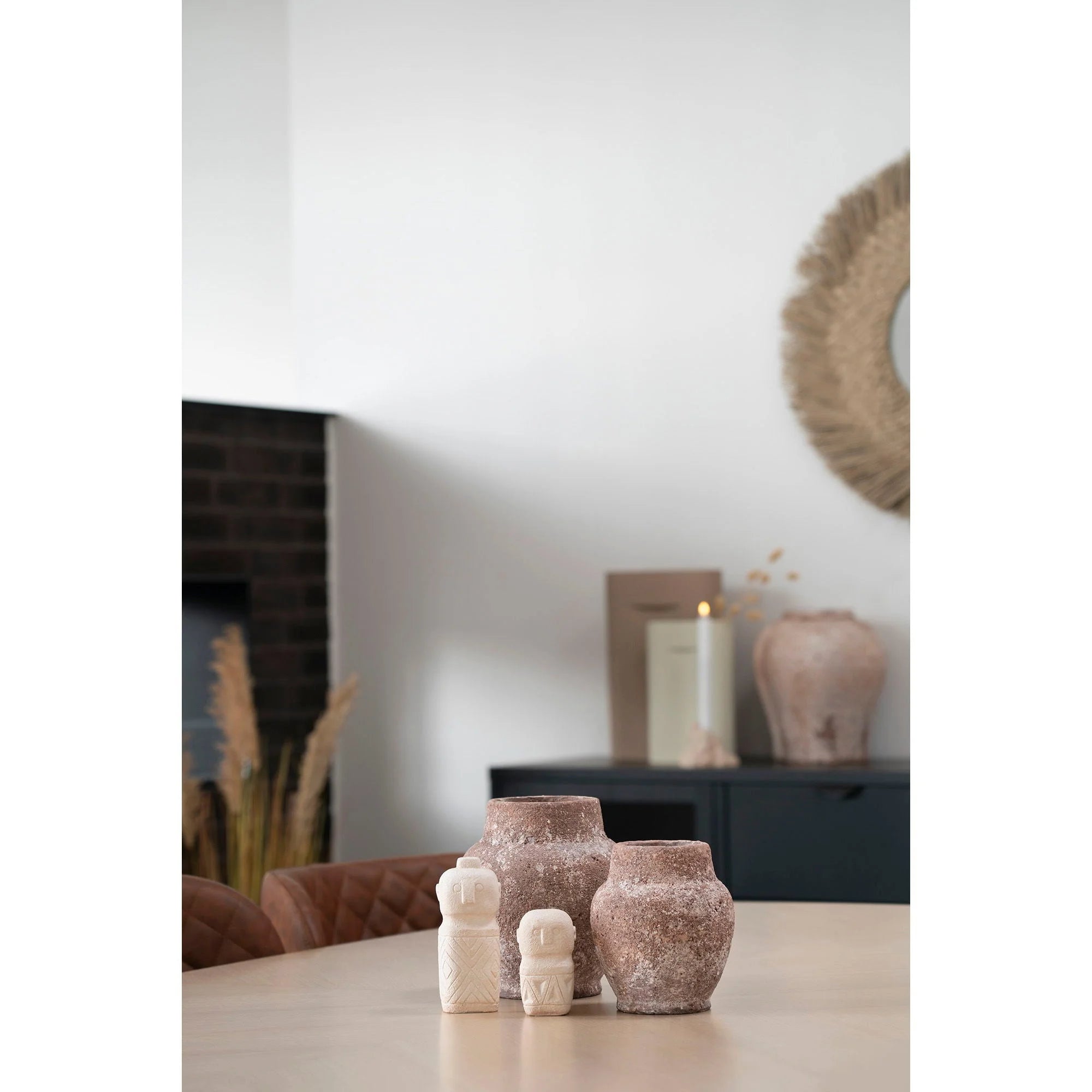 Vases en céramique texturés style rustique couleur rose poussière pour décoration Statuette visage gravé beige