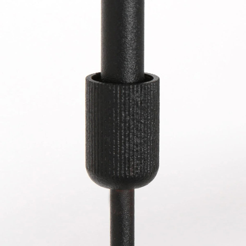 Bouton noir texturé cylindrique sur une tige métallique pour Suspension 3 abat-jour tissu noir intérieur doré