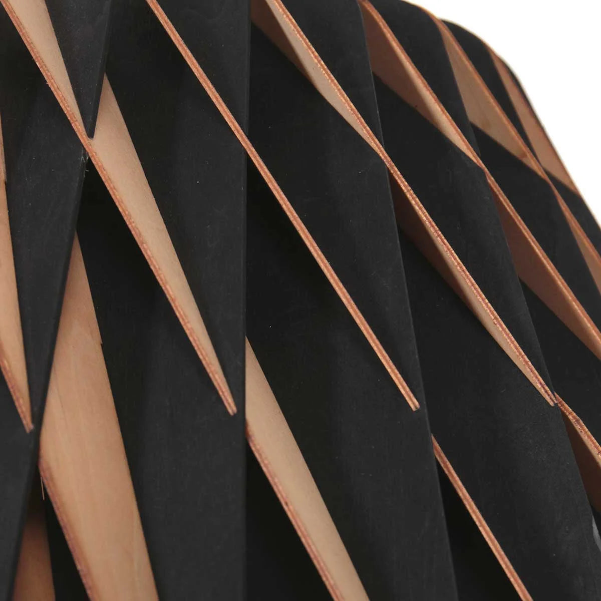 Abat-jour géométrique noir et naturel pour suspension en bois motif zigzag Ø46 cm