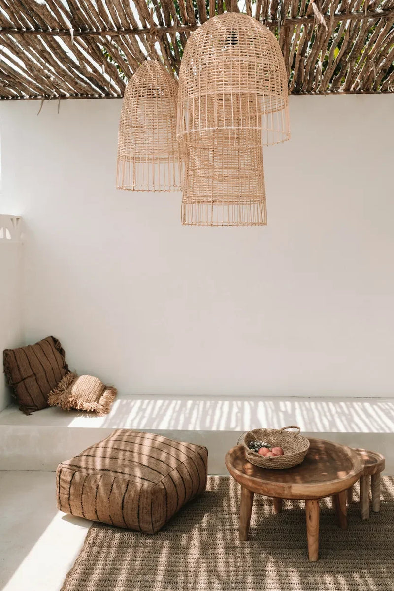 Suspension cage en rotin naturel 60 cm forme élancée avec des luminaires en pendentifs tissés
