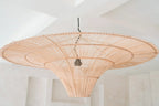 Suspension circulaire en rotin ajouré naturel XXL avec luminaire en rotin tissé