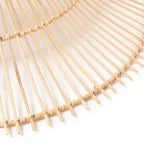 Structure circulaire en rotin ajouré naturel XXL pour suspension élégante et moderne