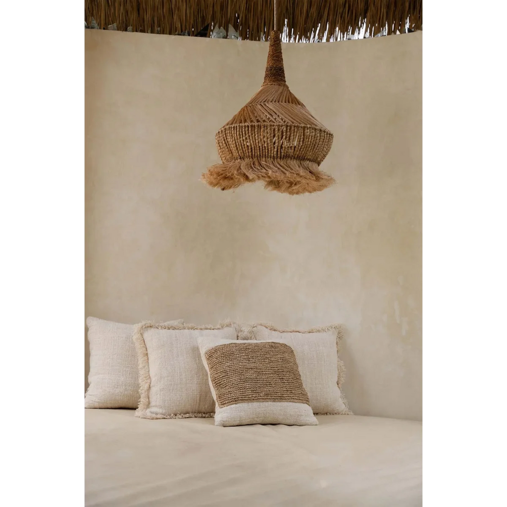 Suspension conique en abaca tressé – Naturel – H70 cm