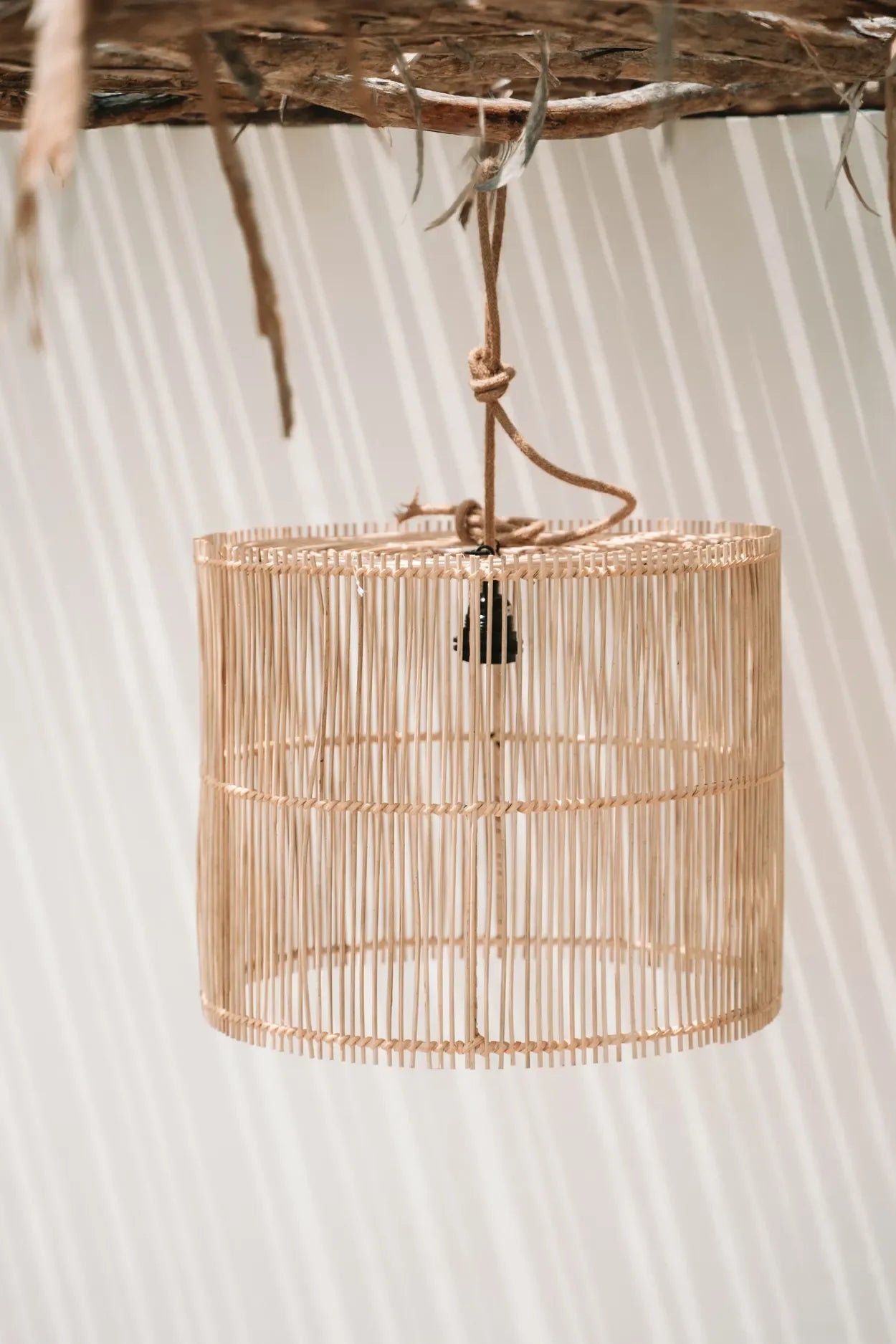 Suspension conique en rotin naturel 50 cm