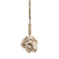 Pendentif coquillage beige suspendu à cordon jute tressé 60 cm