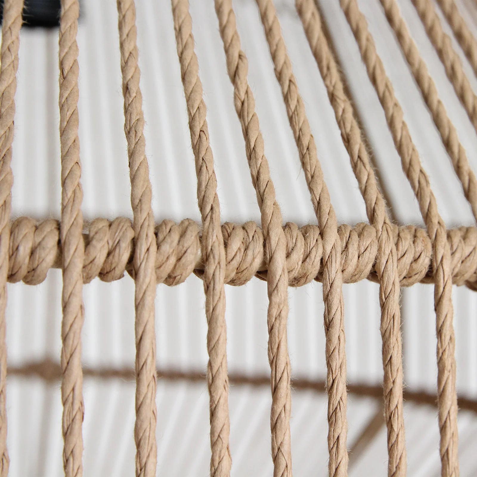 Suspension en corde naturelle beige tressée forme diamant ajourée Ø44 cm
