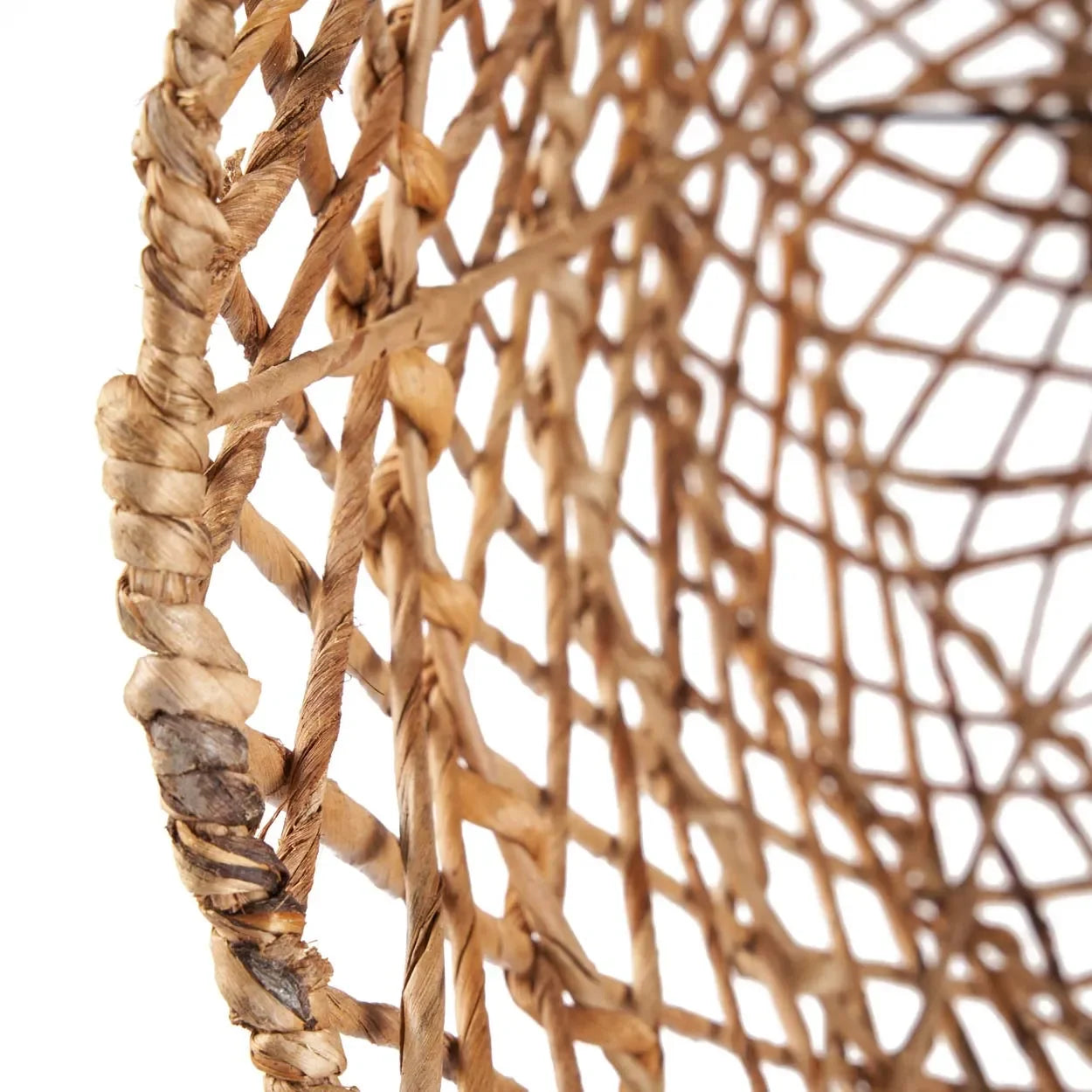 Panier en fibre naturelle tressée suspendu diamètre 45 cm en feuilles de bananier