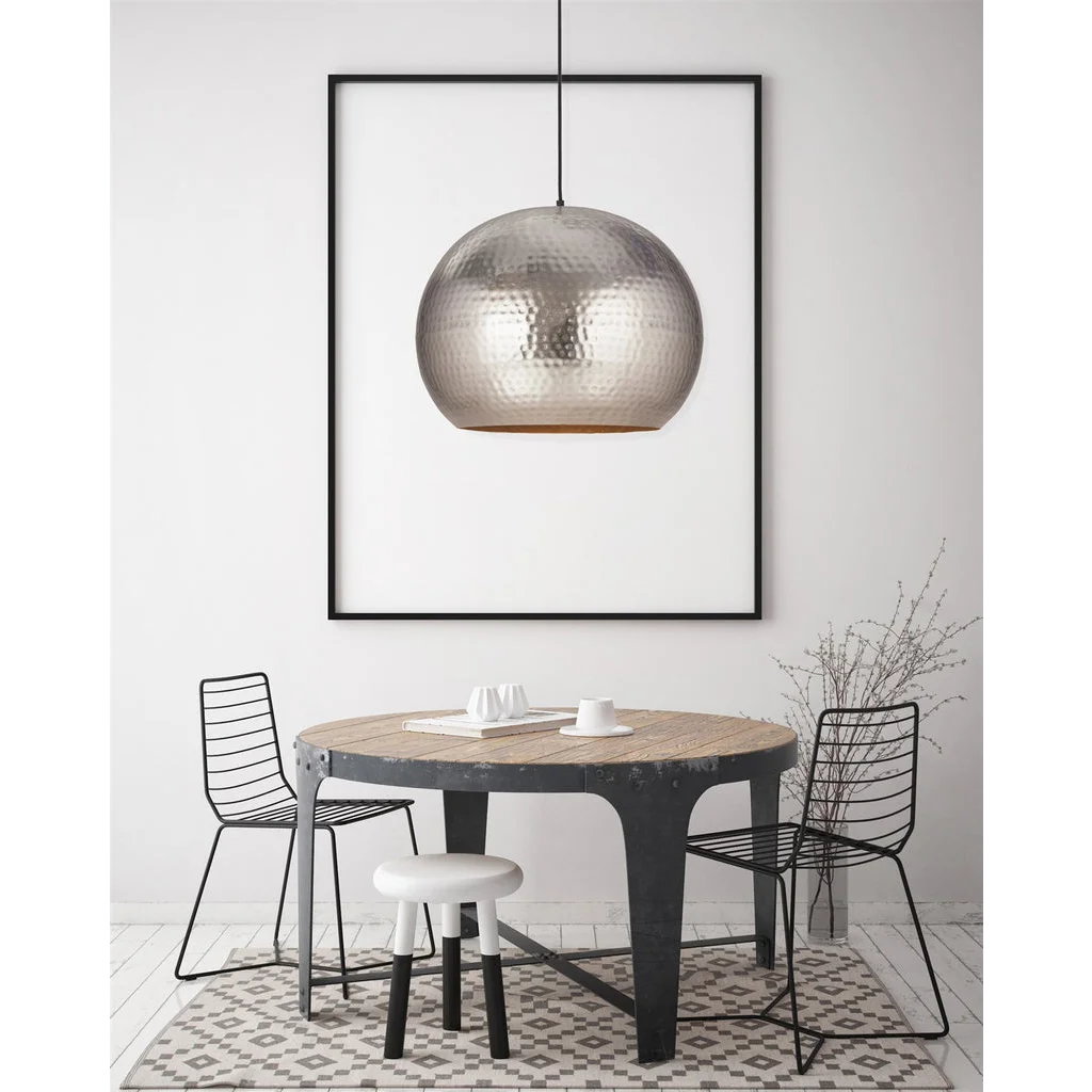 Suspension en métal argenté martelé en forme de globe pour la Hängelampe Fabricia 200 Nickel