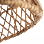 Fragment de panier en osier tressé pour suspension en feuille de bananier naturelle