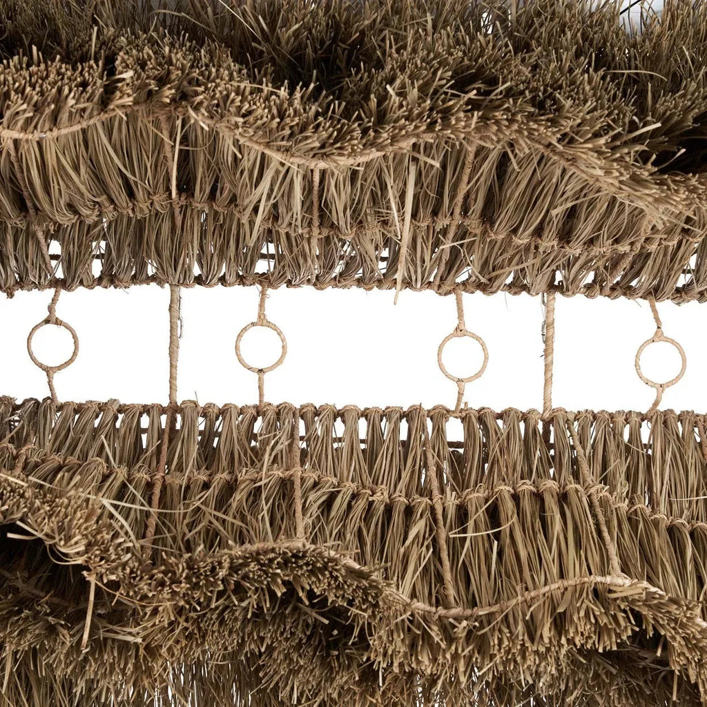 Diviseur de pièce suspendu en fibres naturelles beige paille avec anneaux métalliques