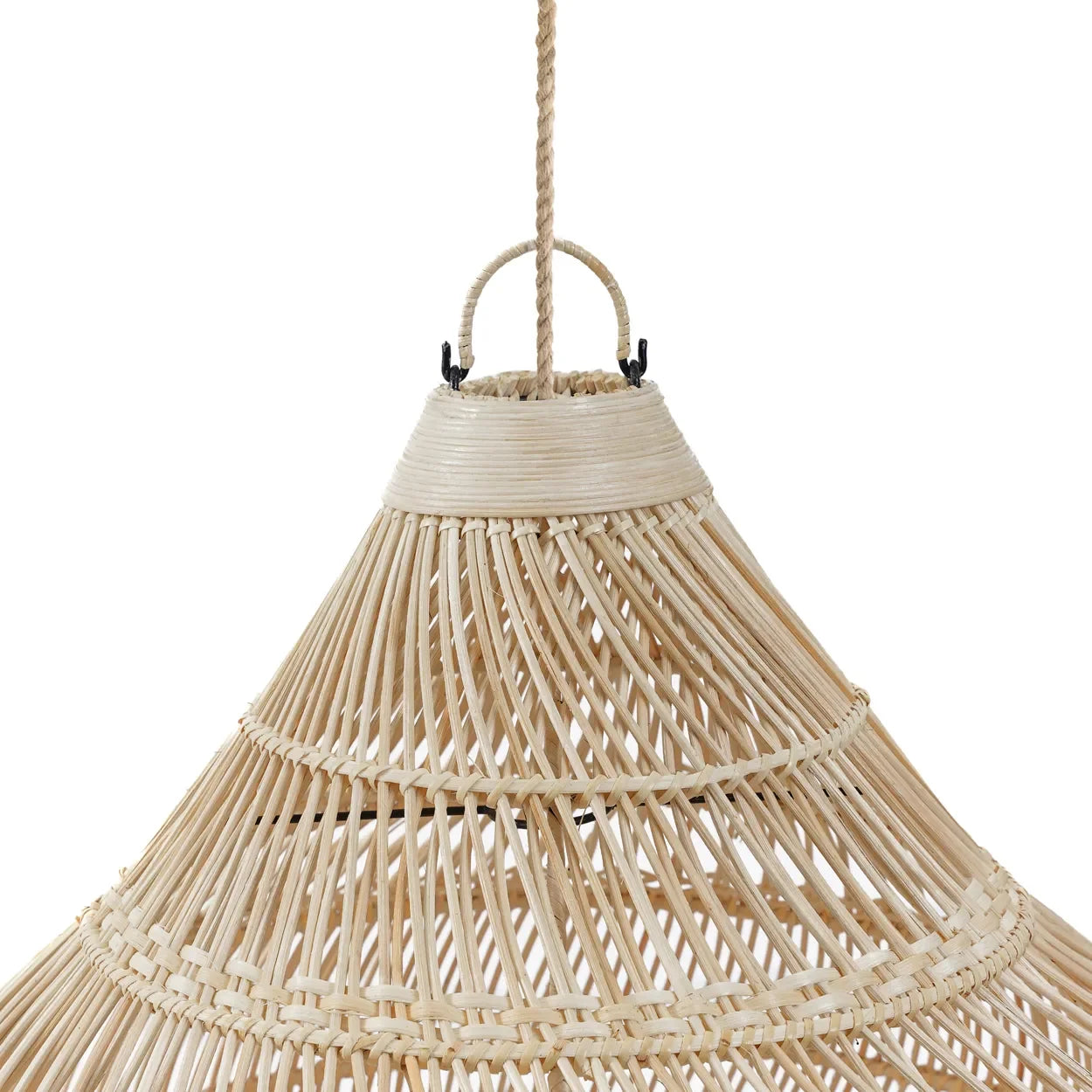 Suspension goutte en rotin naturel avec éclairage suspendu pour intérieur élégant
