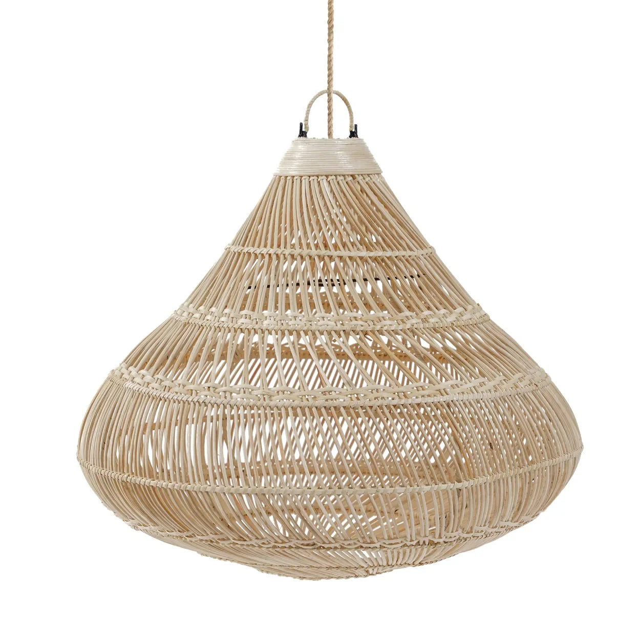 Lustre suspendu en rotin naturel de taille 80x77 cm pour une décoration chaleureuse