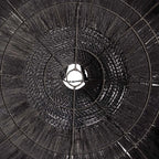 Suspension en herbe noire tressée avec franges bohèmes Ø100 cm