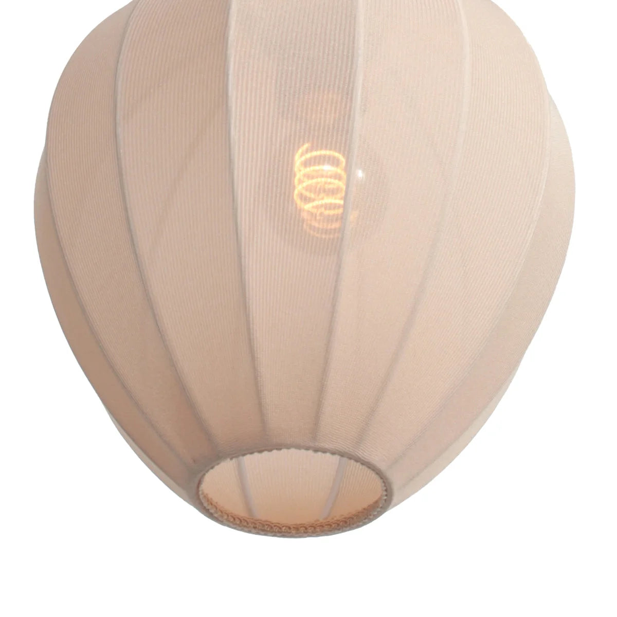 Ampoule en tissu beige suspendue en forme de goutte sur câble noir Ø25 cm