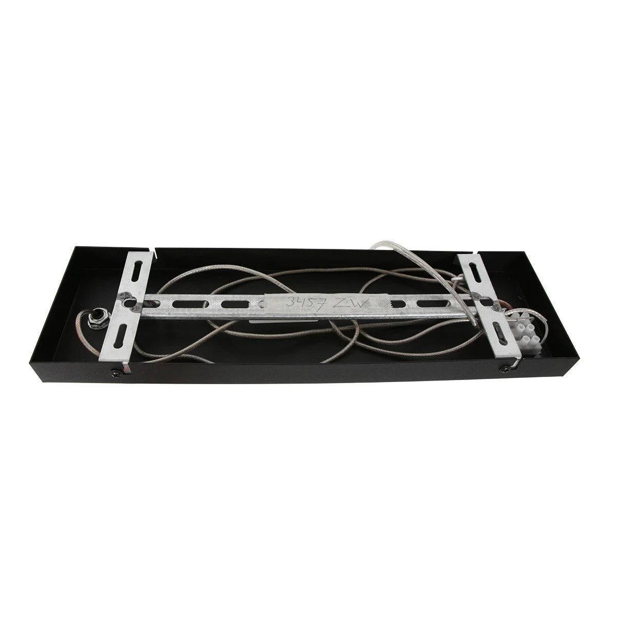 Base métallique noire rectangulaire avec support intérieur et câblage pour suspension tissu blanc linéaire 3 lumières