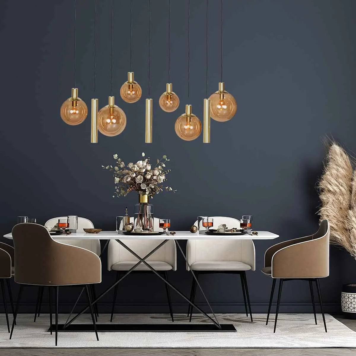 Suspension multiple en verre ambré et laiton à 9 ampoules – 150x55 cm