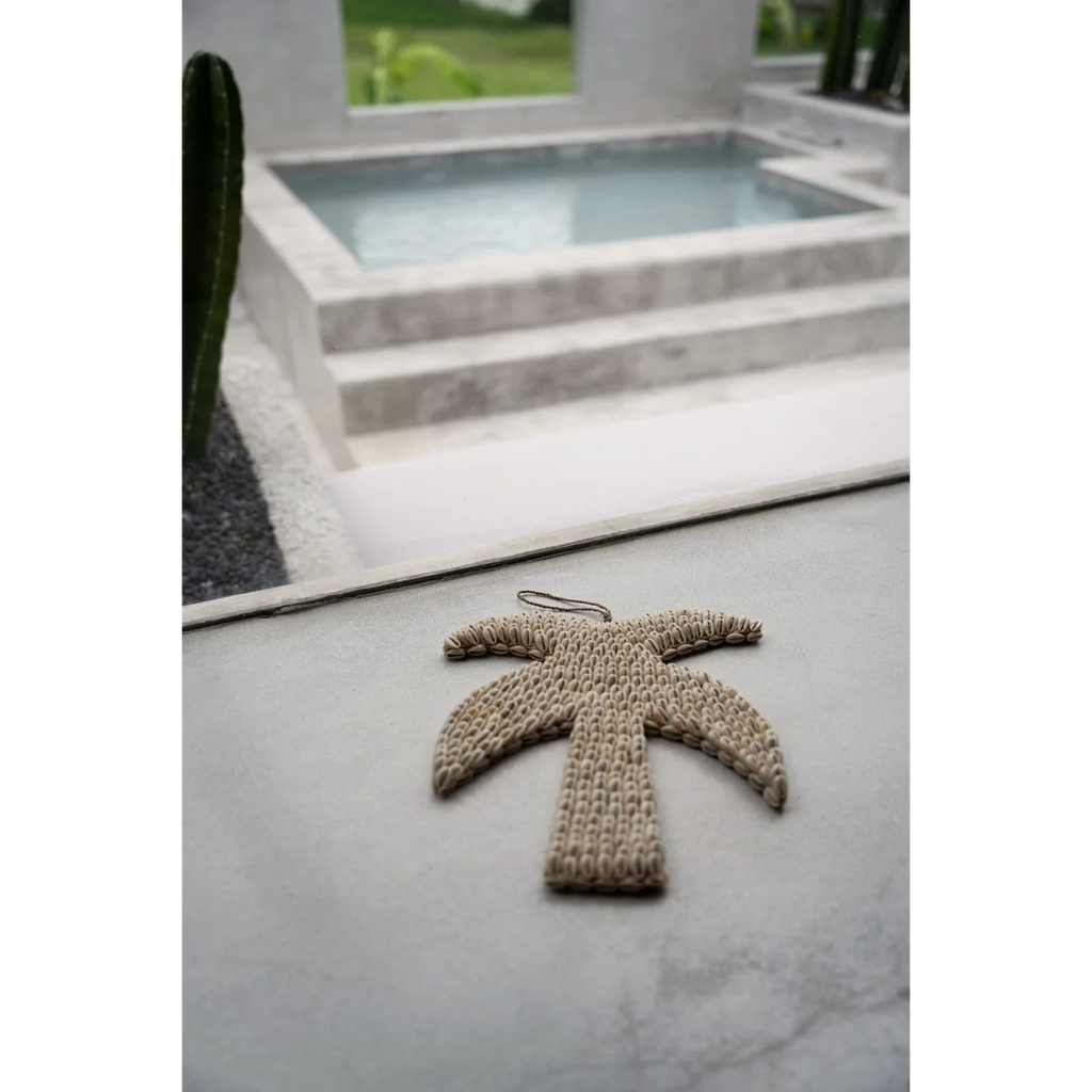 Suspension murale en coquillages – Silhouette palmier