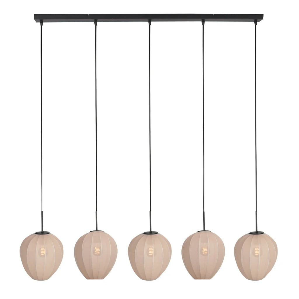 Suspension noire avec cinq abat-jours crème en ligne, 110x25 cm pour décoration intérieure
