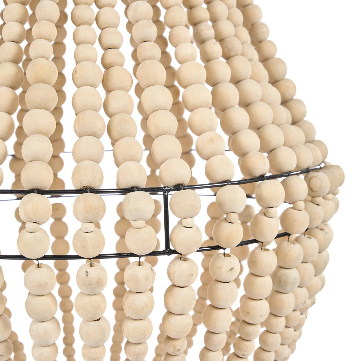 Suspension en perles de bois beige naturel forme goutte H85 cm