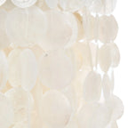 Pendentif en coquille blanche translucide, texture naturelle irrégulière ovale