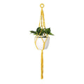 Suspension plante en macramé jaune avec pot de plantes moderne et tressée