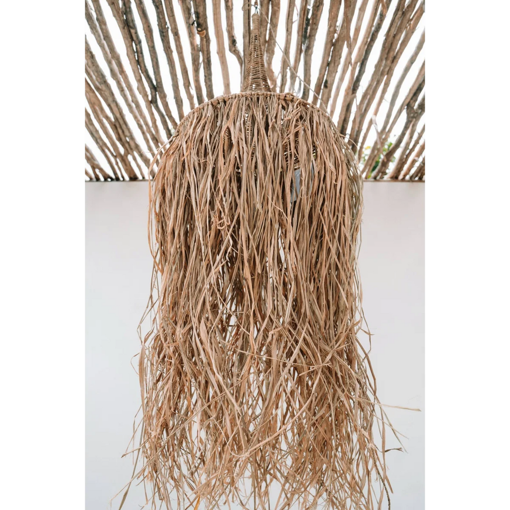 Suspension en raphia et rotin naturel de 70 cm, éclairage en fibres naturelles style chaume