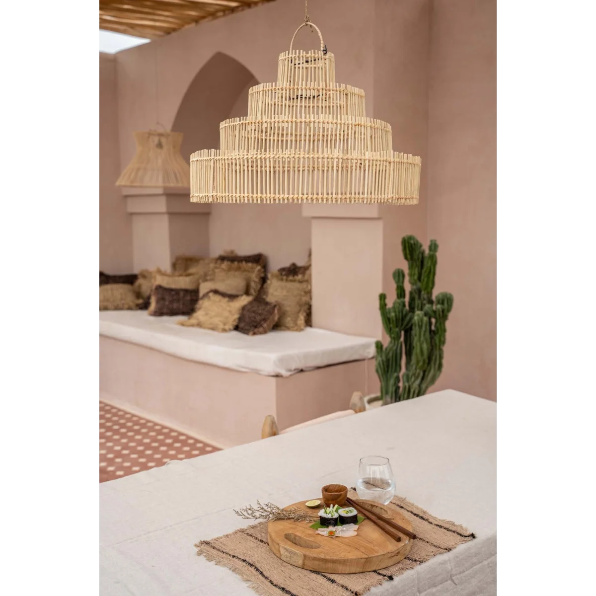 Lustre en bambou en forme conique naturelle de 51 cm de diamètre pour une décoration élégante