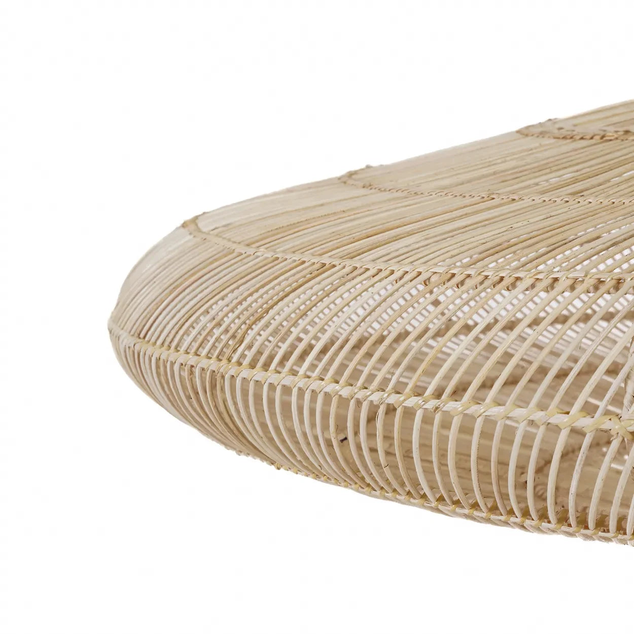 Suspension en rotin macaron naturel 110 cm artisanale avec abat-jour tissé en rotin